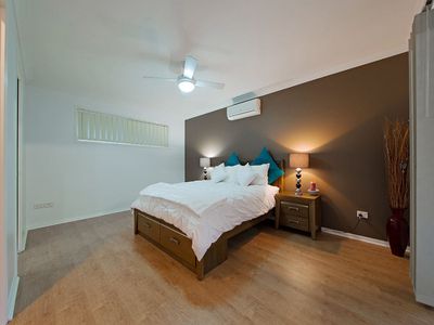4 Letitia Place, Wakerley