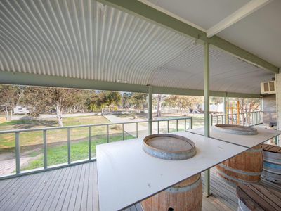8687 Pretty Pine Road, Moulamein