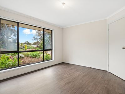 18 Brook Place, Normanville