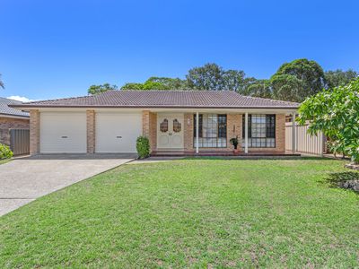 7 King George Parade, Forster