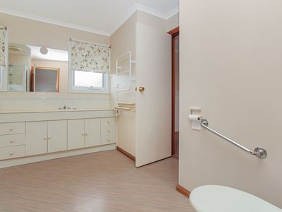 1 / 50 Eddington street, Warrnambool