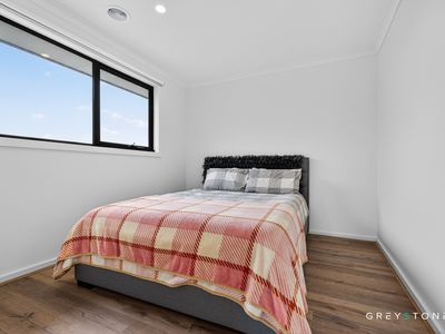 83 Merindah Boulevard, Deanside