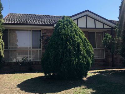 4 Murwillumbah Avenue, Hoxton Park