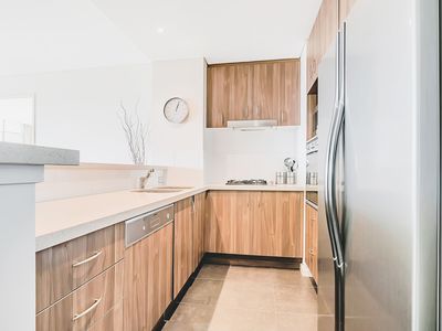 805 / 1 Como Crescent, Southport