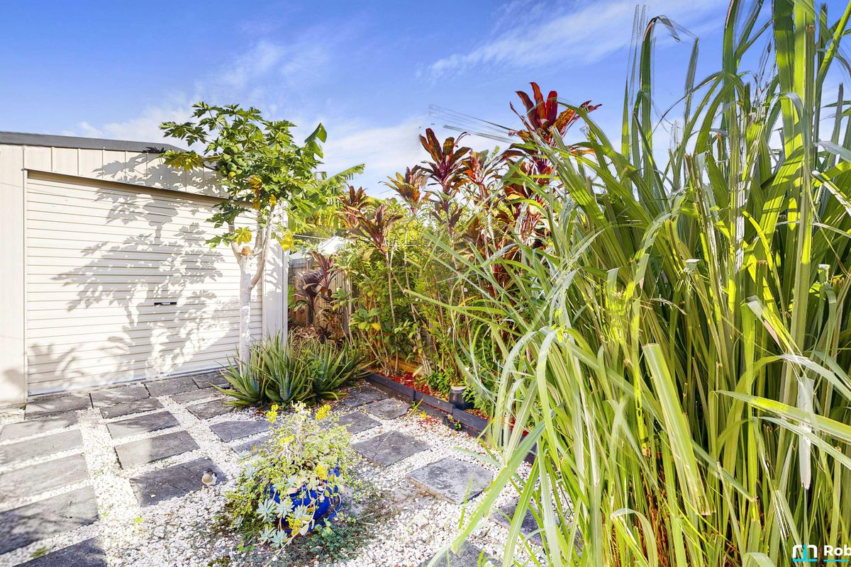 13 Driver Court, Tewantin