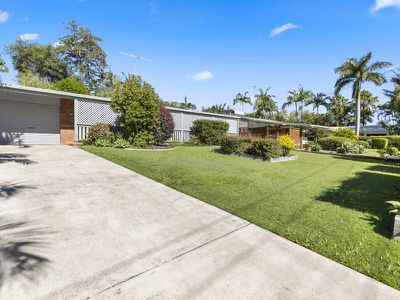 11 Foedera Crescent, Tewantin
