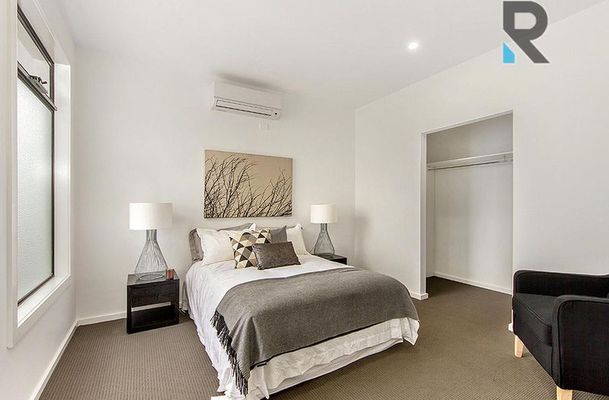 93 Horizon Boulevard, Greenvale