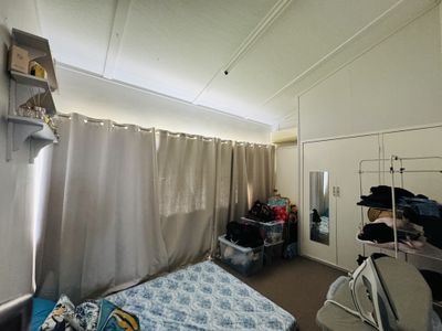 17 Bowen Court, Moranbah