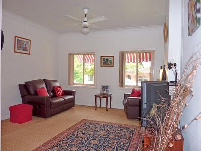 19 Mona Rd, Riverwood