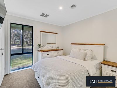 17 Mistletoe Lane, Glenrowan