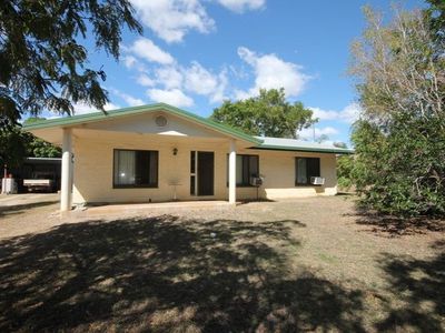 5 BROKER STREET, Grand Secret