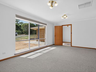 615 States Road, Hackham