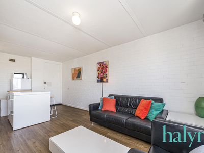 33 / 3 Russell Avenue, North Perth