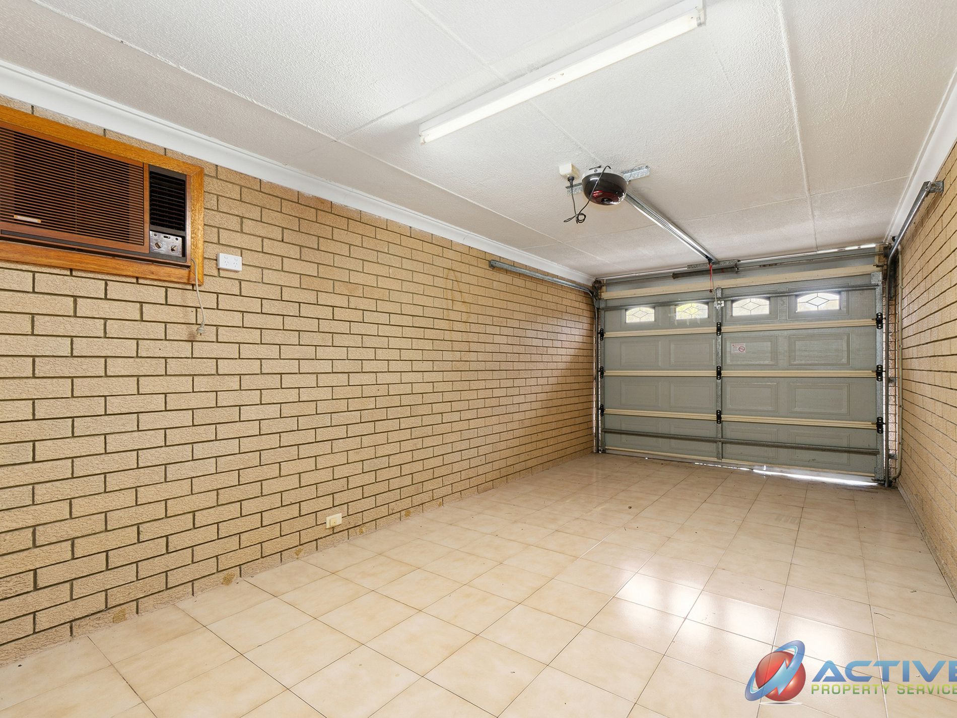 22 Coast Road, West Swan