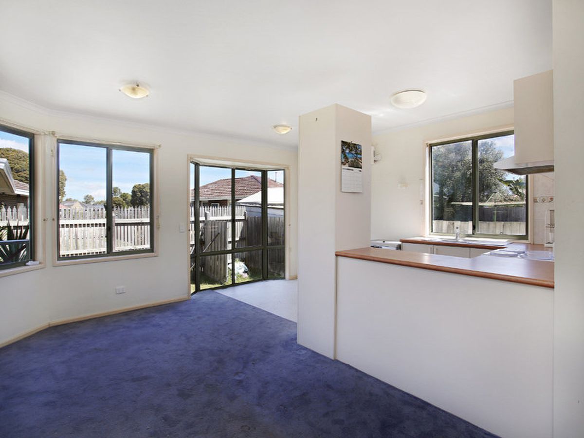 2 / 18 Garden Court, Keysborough