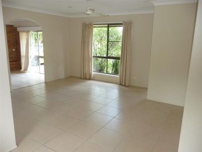 13 Kaniva Street, Rochedale South