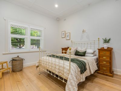 161 Sixth Avenue, Royston Park