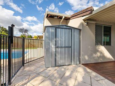 132 Treasure Road, Queens Park