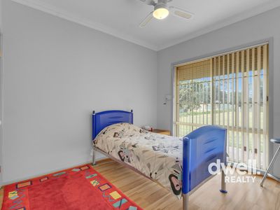 9 LAURINA PLACE, Bewong