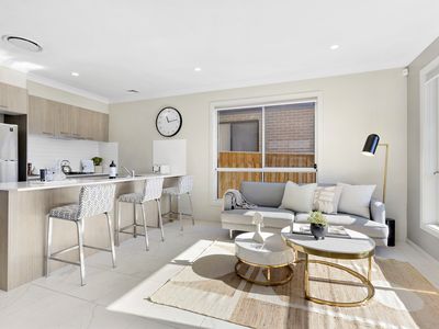 11 Apple Orchard Street, Bardia