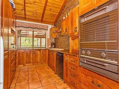 49 Kloske Road, Burbank