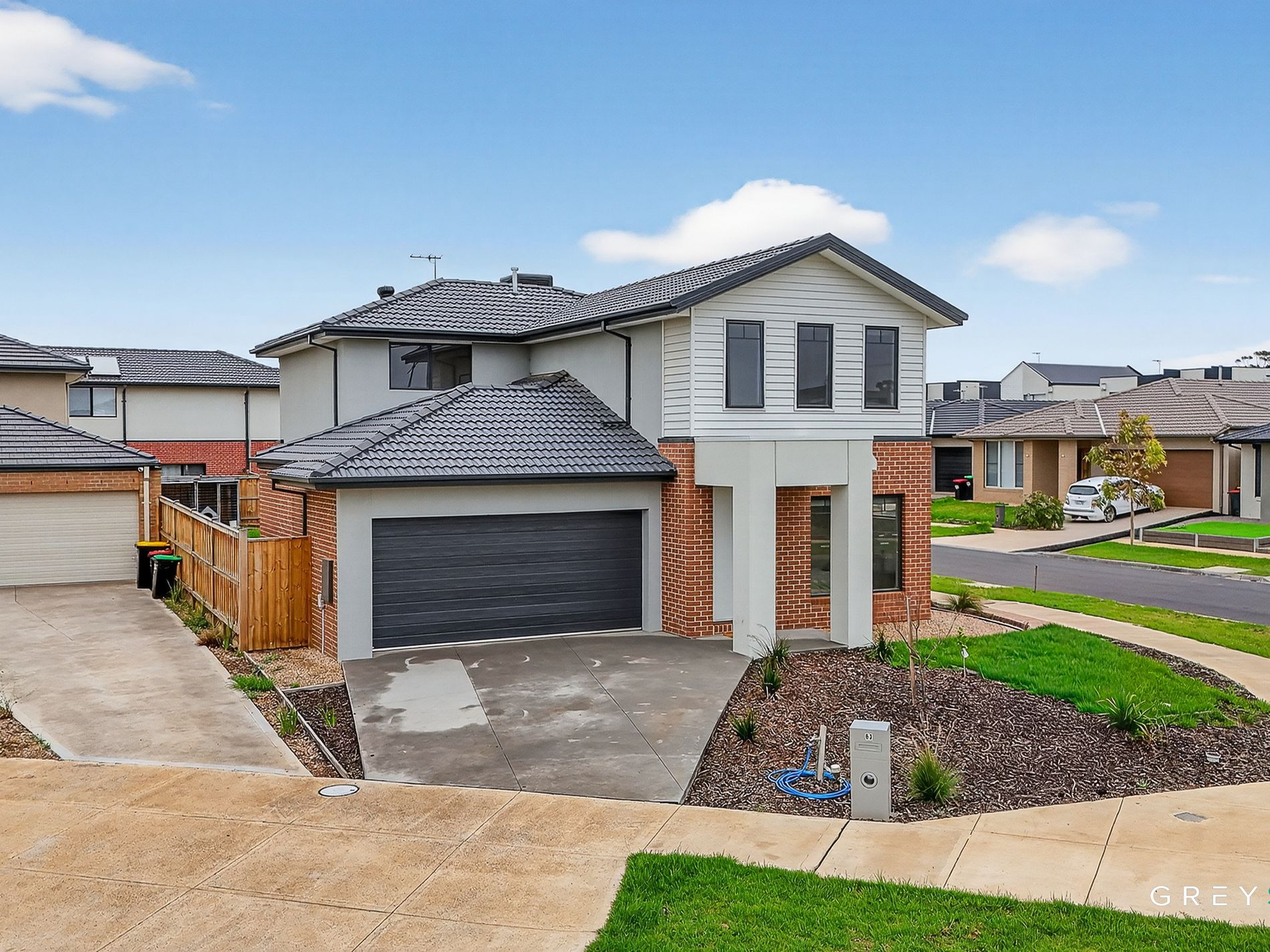83 Merindah Boulevard, Deanside