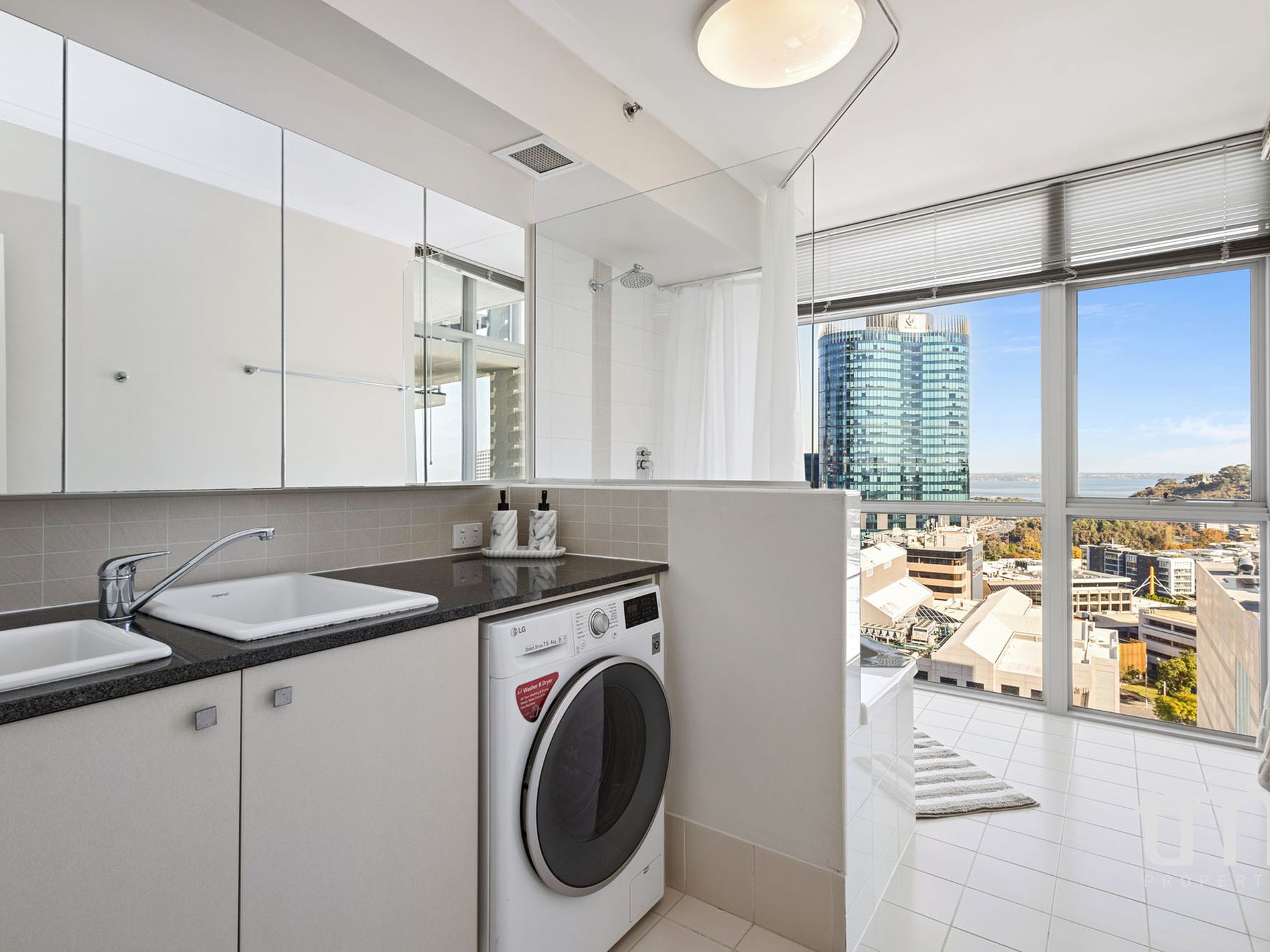 127 / 996 Hay Street, Perth