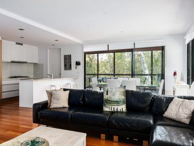 32 / 90 Beach Road, Noosa North Shore