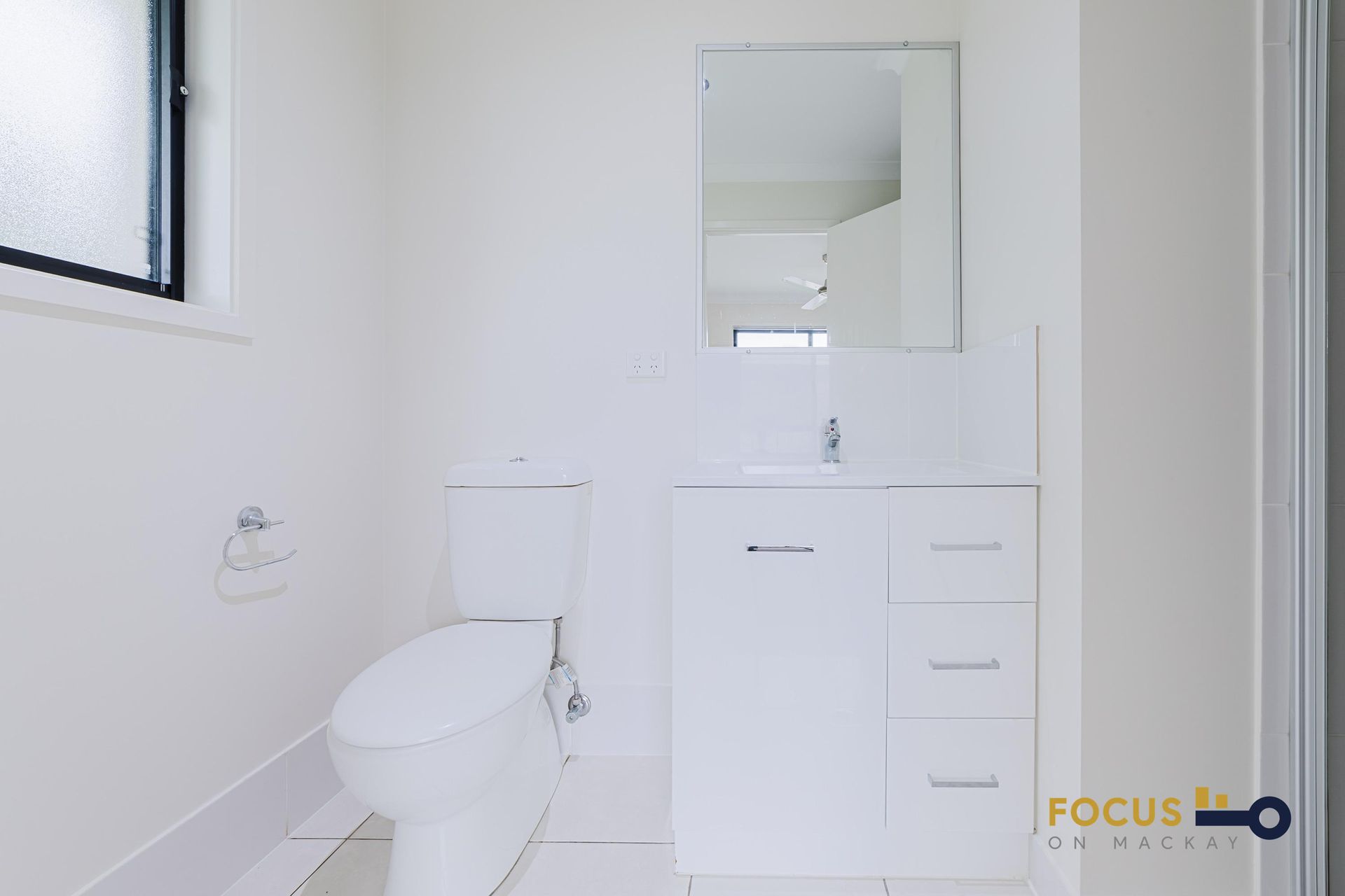 5 Chanelle Court, Glenella