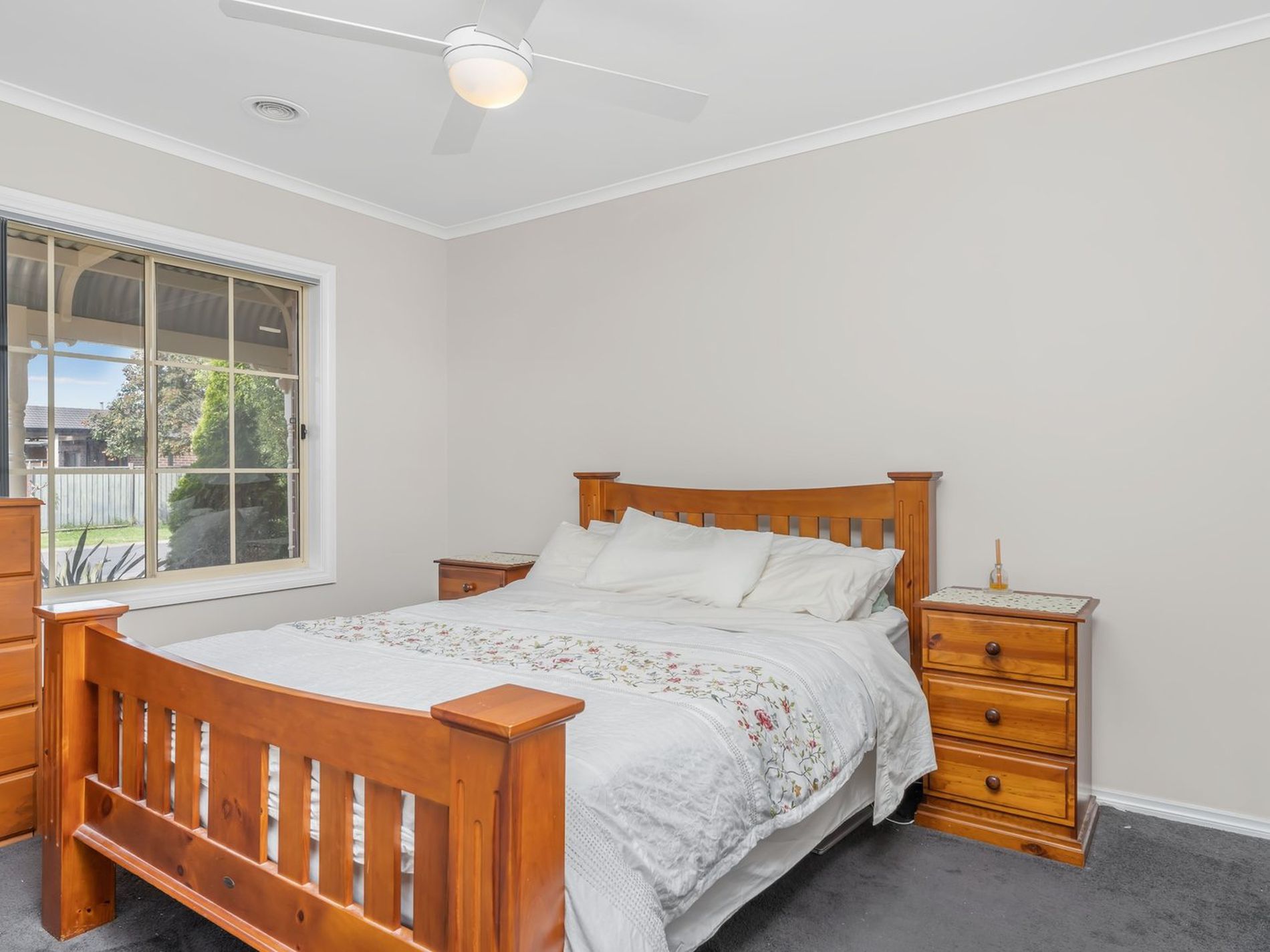 5 French Crescent, Caroline Springs