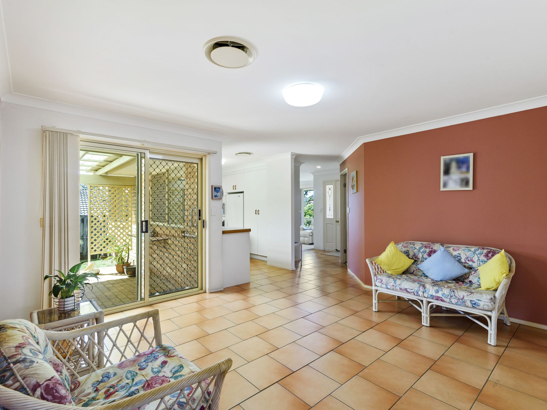 16 Glen Ayr Drive, Banora Point