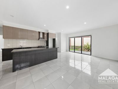 3 / 4 Andrew Road, St Albans