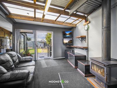 155 South Gippsland Highway, Tooradin