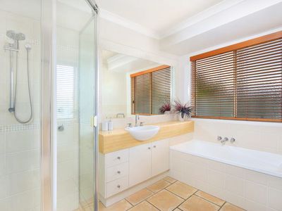 6 Greygum Court, Mooloolaba