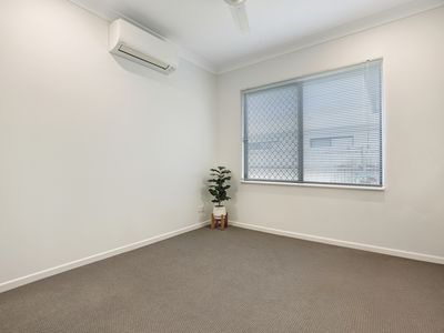 11 Girringun Parade, Mount Peter