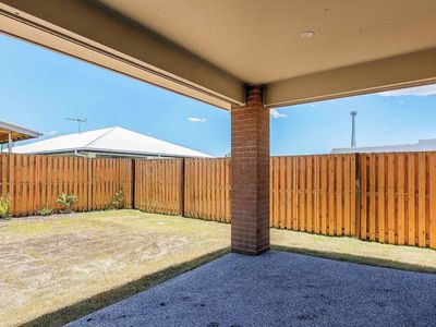 5 Sidney Court, Logan Reserve