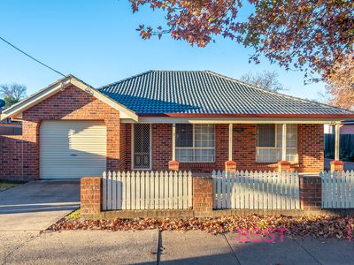 1 / 219 Lambert Street, Bathurst