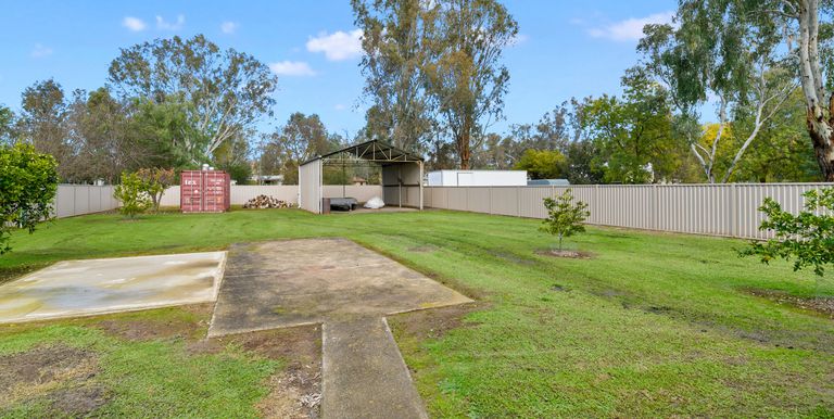27 Primrose Street, Violet Town