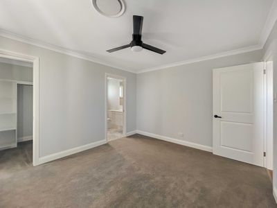 15 Pelagic Court, Dubbo