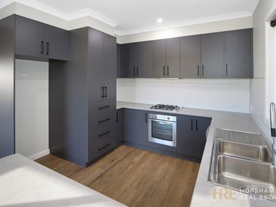 20 Harders Street, Horsham