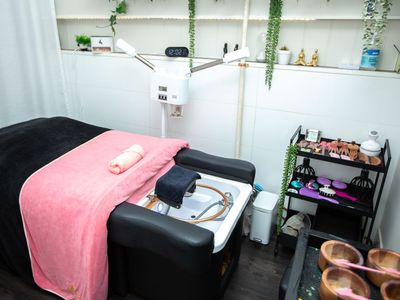 Pure Luxury Hair Spa