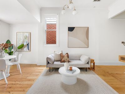 287 Douglas Parade, Newport