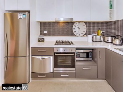 7 / 2 Bremer Promenade, East Perth