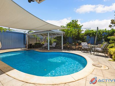 77 Chadstone Road, Craigie