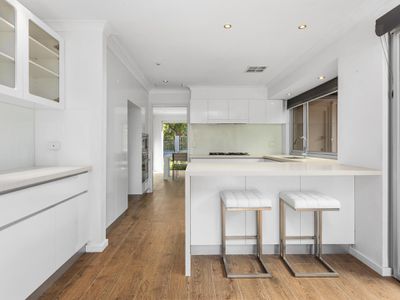 8 Betty Street, Nedlands