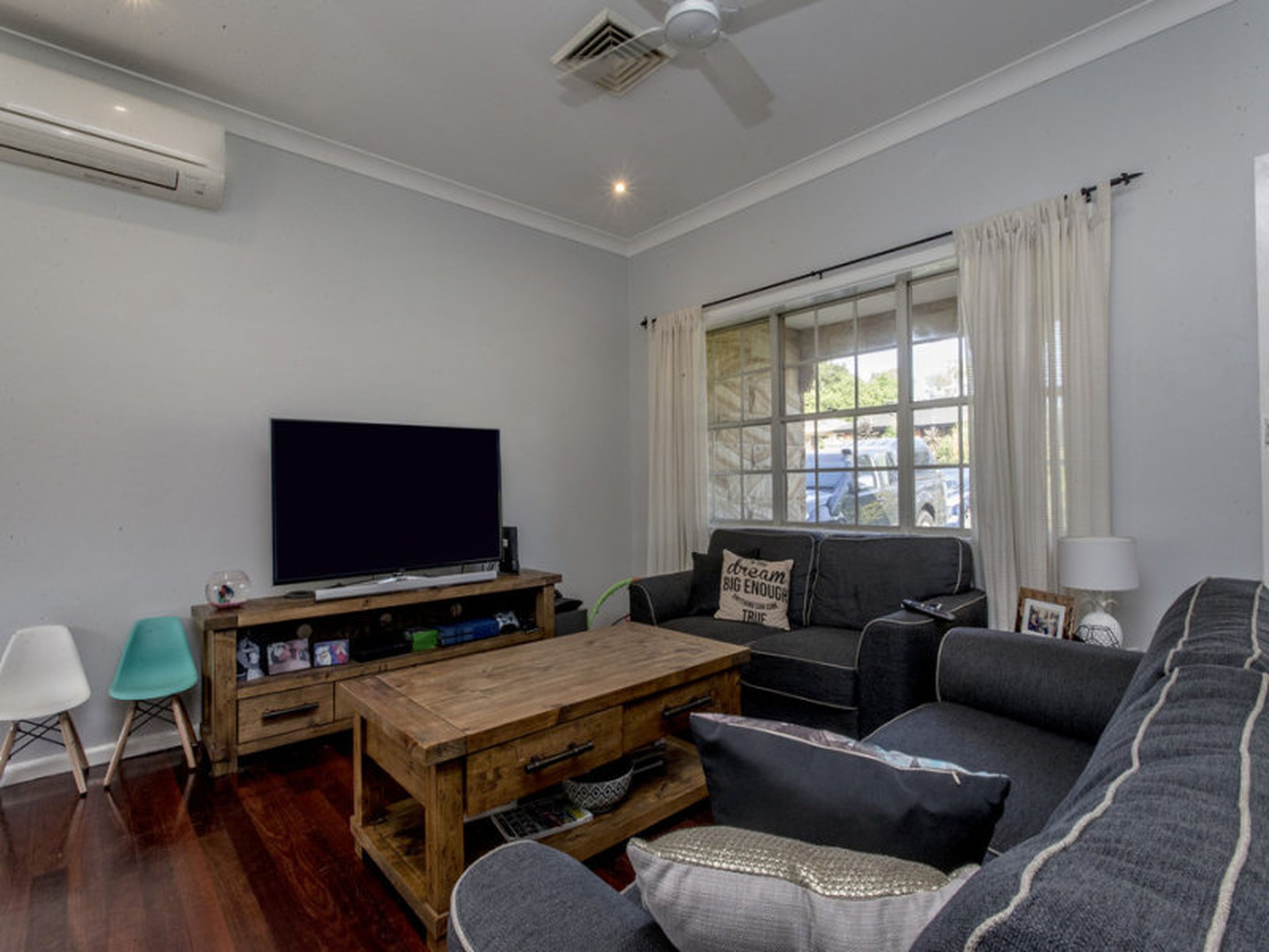 9 Hillcrest Avenue, PENRITH