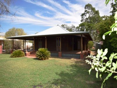 107 Falcon Street, Longreach