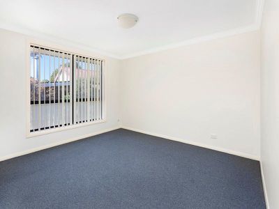 2 / 18 Addison Avenue, Lake Illawarra