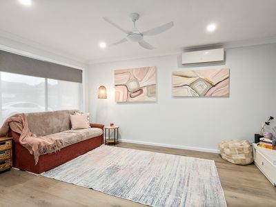 10  Kalgan Way, Albion Park