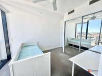 2203 / 10 Trinity Street, Fortitude Valley